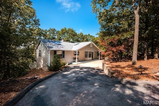 7040 Oak Shadow Ln, High Ridge, MO 63049