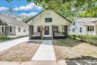 341 S Volutsia Ave, Wichita, KS 67211