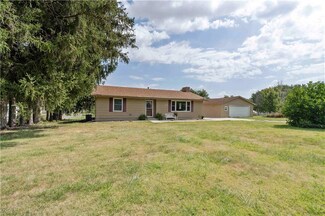 4365 NE 32nd Ct, Des Moines, IA 50317