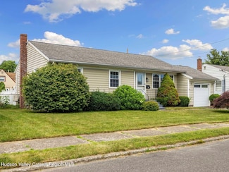 35 Amsterdam Ave, Kingston, NY 12401