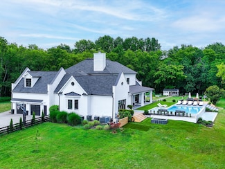 5112 Heron Hill Ln, Thompson's Station, TN 37179
