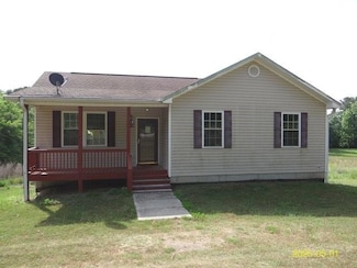 57 Duke Dr, Fort Mitchell, AL 36856
