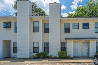 235 Pine Shadow Dr, Goose Creek, SC 29445