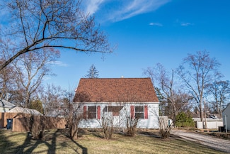 2669 Bellwood Ave, Ann Arbor, MI 48104