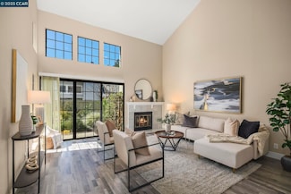 411 Augustus Ct, Walnut Creek, CA 94598