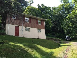 25 Willeta Ave, Martins Ferry, OH 43935
