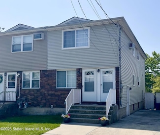 1046 Rensselaer Ave, Staten Island, NY 10309