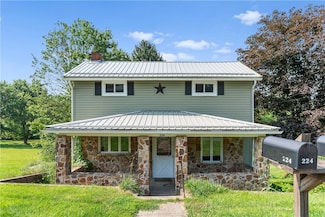 224 E End Rd, Connellsville, PA 15425