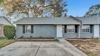 1468 Thousand Roses Dr S, Lake Wales, FL 33853