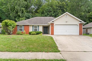904 Manhattan Dr, Columbia, MO 65201