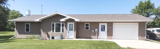 126 E 5th Ave, Waubay, SD 57273