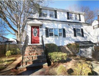 19 Maryknoll St, Mattapan, MA 02126