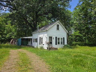 213 Bates St, Youngsville, PA 16371