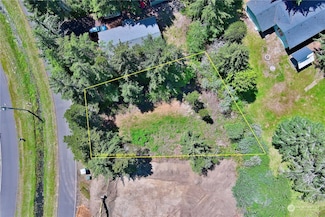 128 Polaris Blvd SW, Ocean Shores, WA 98569