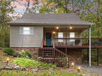 53 Clover Leaf Cir, Burnside, KY 42519