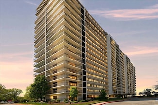 12550 Lake Ave Unit 805, Lakewood, OH 44107