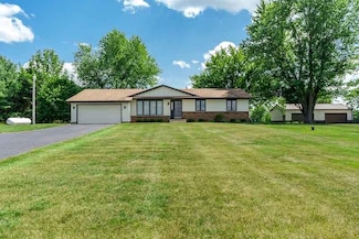 10676 Smith Rd, Pecatonica, IL 61063