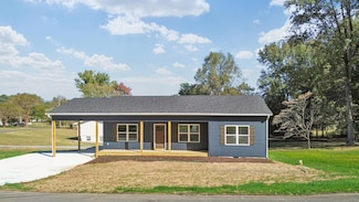 115 Sharpe Ave SE, Cleveland, TN 37323