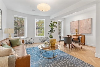 590 6th St Unit 3 L, Brooklyn, NY 11215