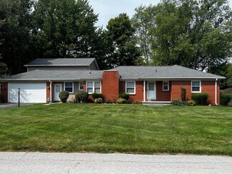 841 Parkway Dr, Bluffton, IN 46714