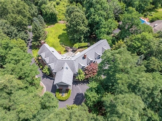 8 Taylors Rise, Rochester, NY 14618