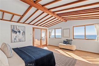 225 24th St, Manhattan Beach, CA 90266