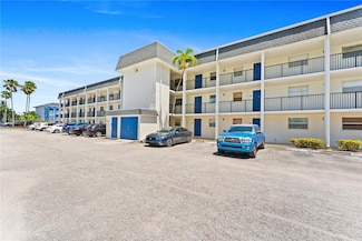 5100 SW 64th Ave Unit 204A, Davie, FL 33314