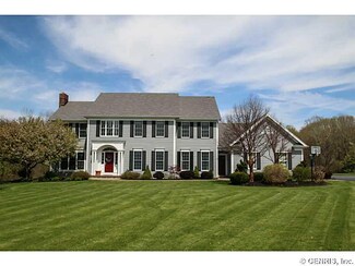 74 Mendonshire Heights, Honeoye Falls, NY 14472