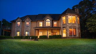 1318 Oakwood Dr, Hollister, MO 65672