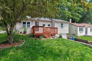1271 E 36th St, Des Moines, IA 50317