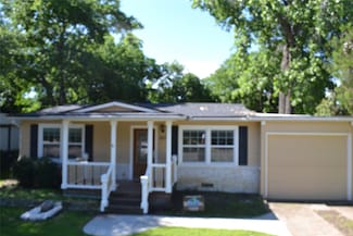 202 Pine St, Arlington, TX 76011