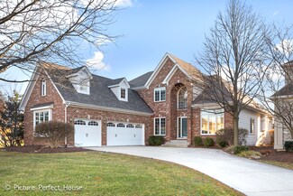 3575 Scottsdale Cir, Naperville, IL 60564