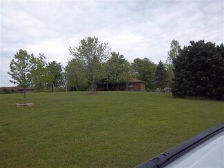 9761 E Farm Road 86, Strafford, MO 65757