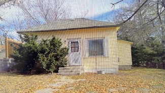 207 E 5th St, Mc Cook, NE 69001