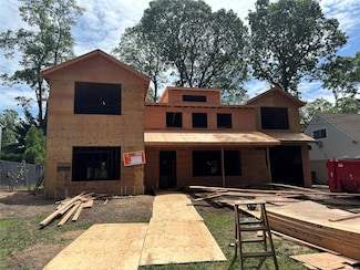 70 Nancy Blvd, Merrick, NY 11566