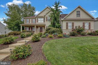 12 Fairwood Ave, Reading, PA 19608