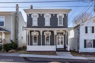132 Spruce St, Danville, PA 17821