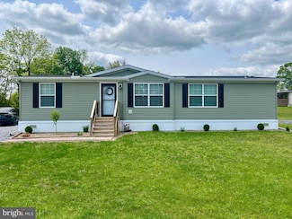 142 Meadow Ln, Morrisdale, PA 16858