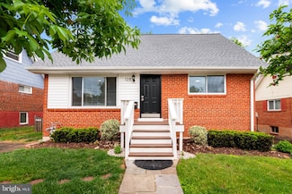 125 N Grayson St, Alexandria, VA 22304