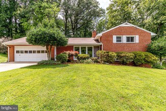 7545 Axton St, Springfield, VA 22151