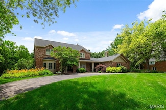 12020 Carberry Place, Saint Louis, MO 63131