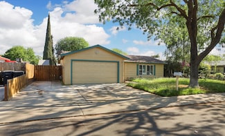 2912 Bateman Ln, Modesto, CA 95354