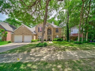 525 Sir Roland Dr, Grand Prairie, TX 75052
