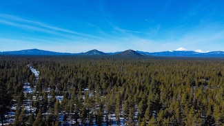 17024 Helbrock Dr, Bend, OR 97707