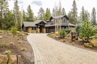 56372 Trailmere Cir, Bend, OR 97707