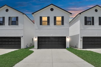 4613 Ireland St Unit B, Houston, TX 77016