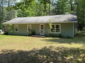 114 Shirley Ln, Roscommon, MI 48653