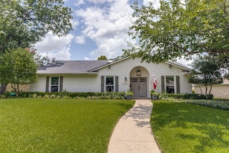 12030 Loch Ness Dr, Dallas, TX 75218