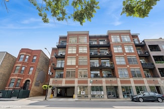 3260 N Clark St Unit 202, Chicago, IL 60657