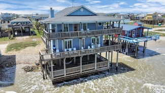 13134 Gulf Beach Dr, Freeport, TX 77541